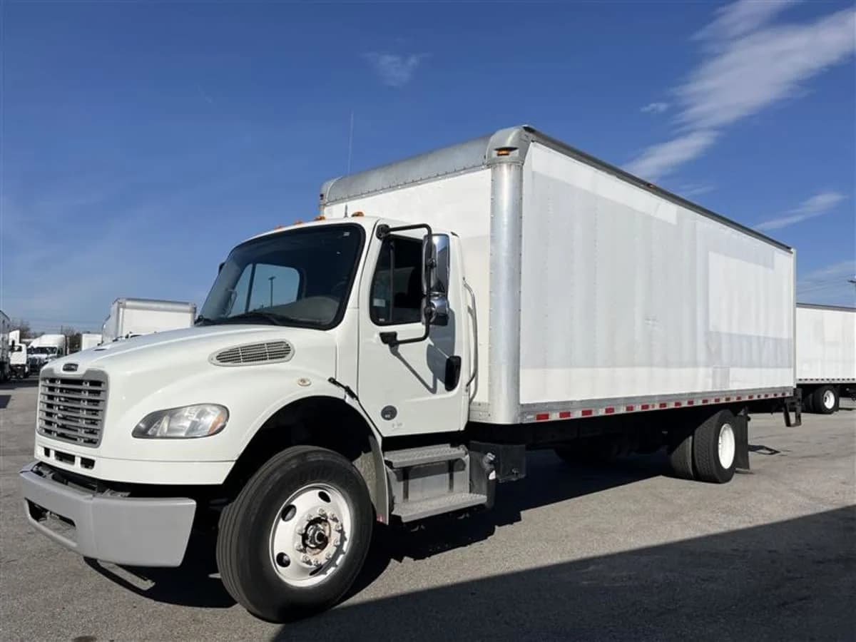 2018 Freightliner M2 106