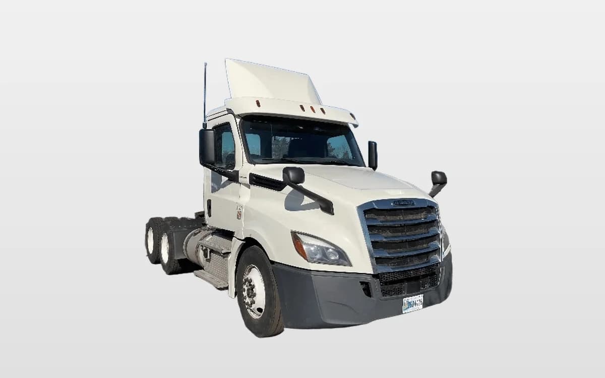 2018 Freightliner Cascadia in Fredonia, NY