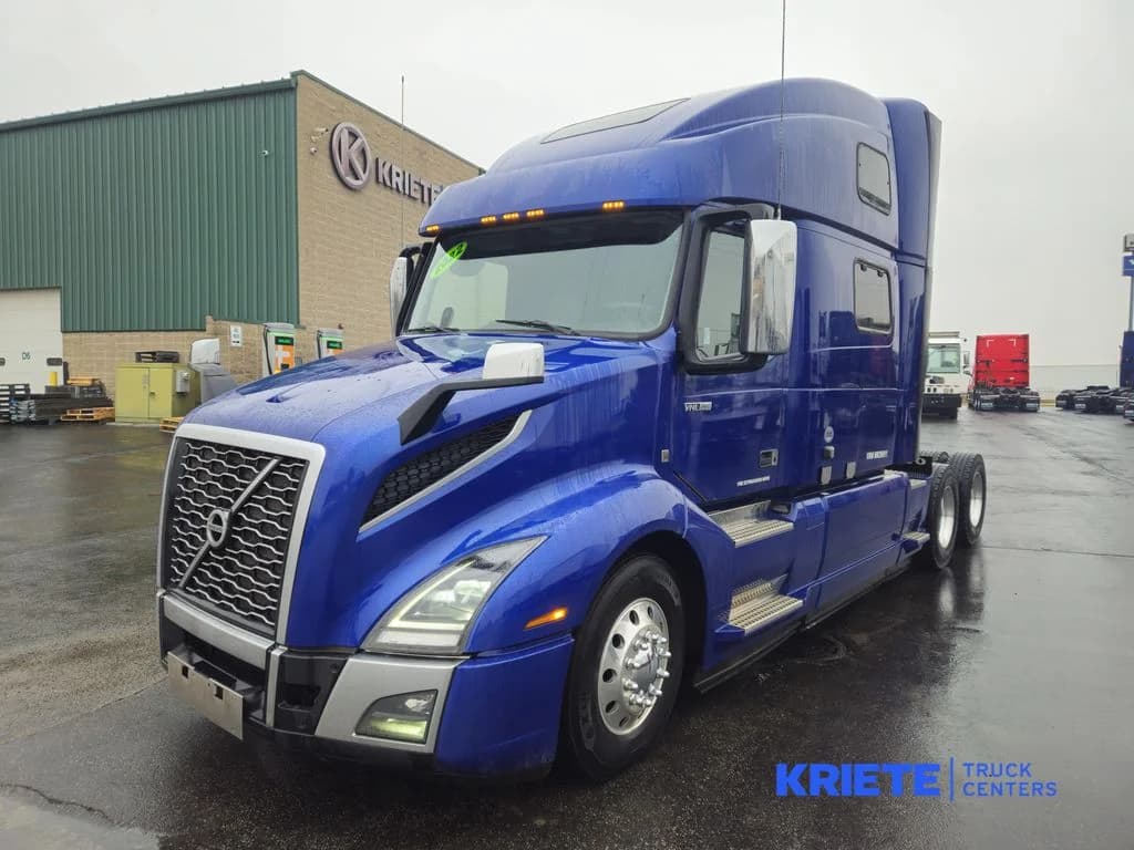 2022 Volvo VNL 860