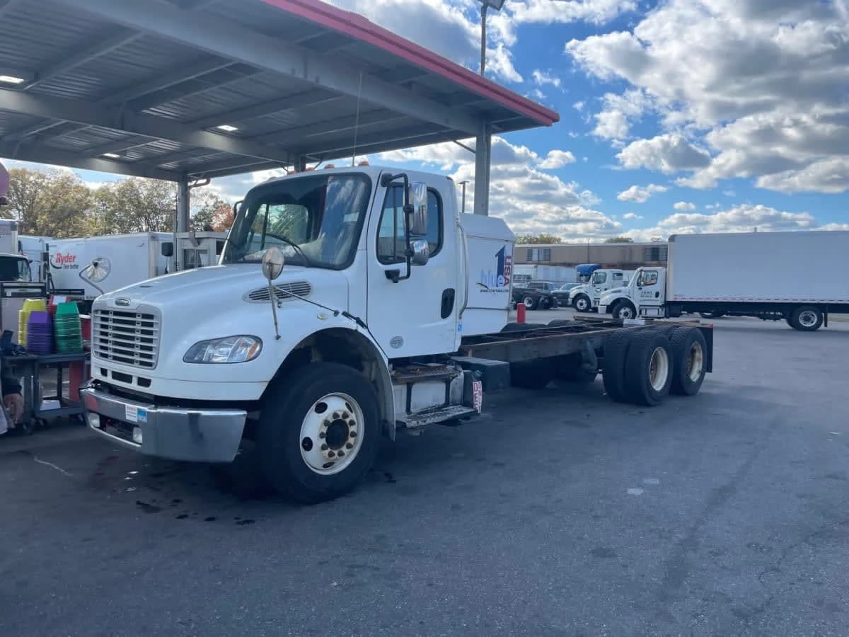 2016 Freightliner M2 106