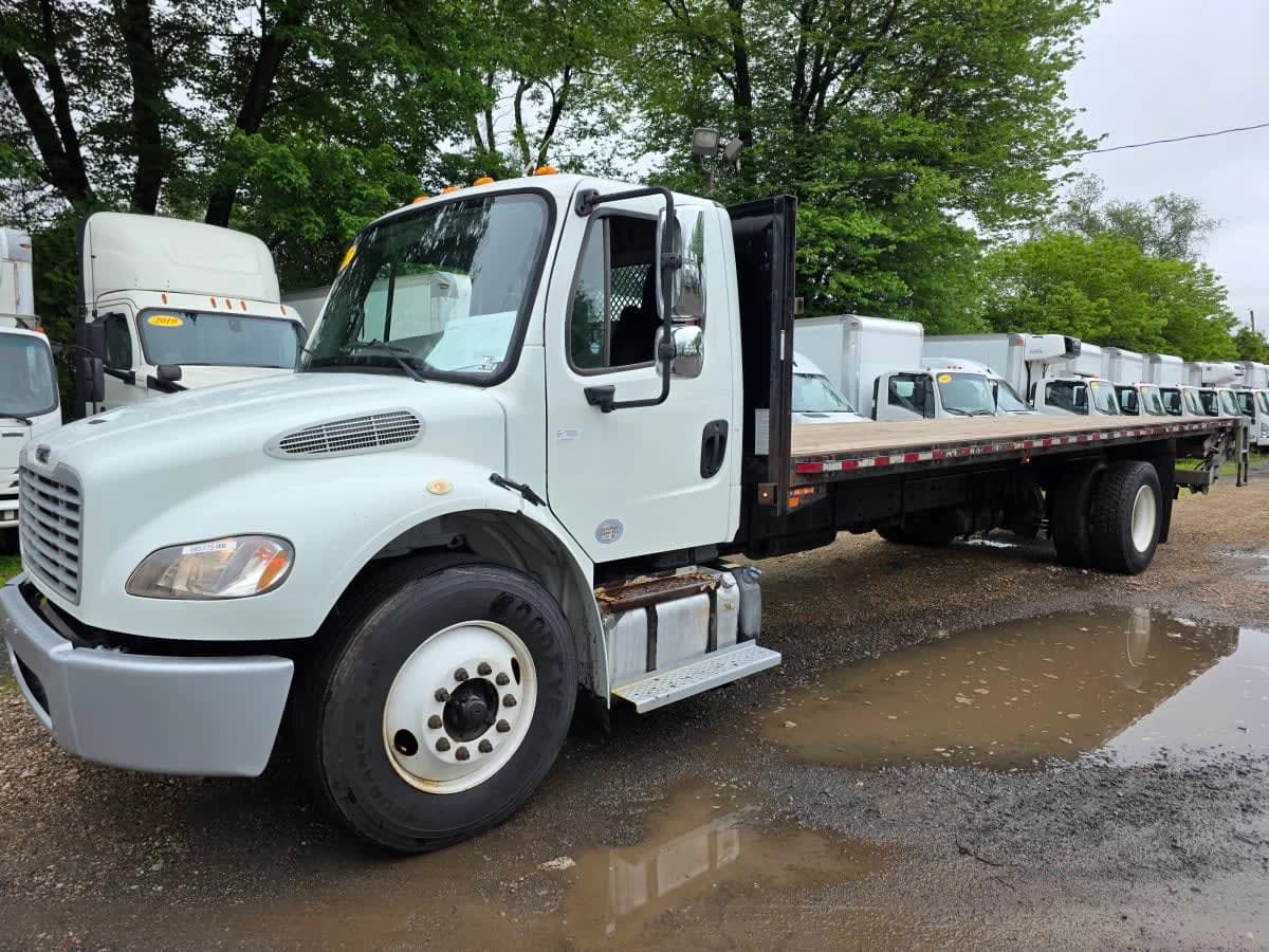 2017 Freightliner M2 106
