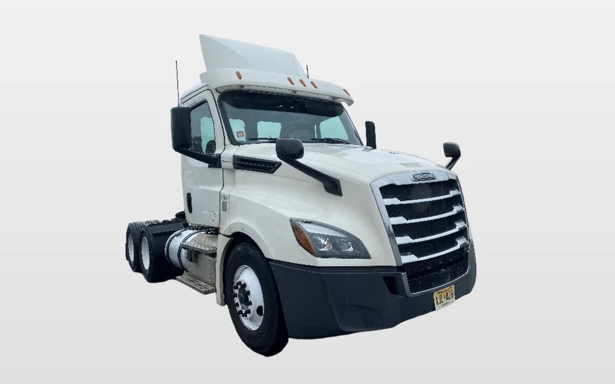 2018 Freightliner Cascadia in Parsippany, NJ