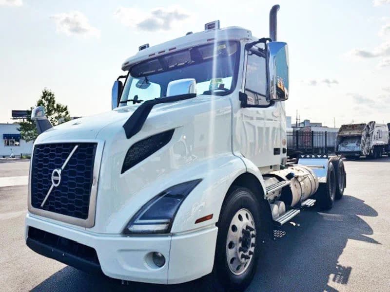 2018 Volvo VNR 640