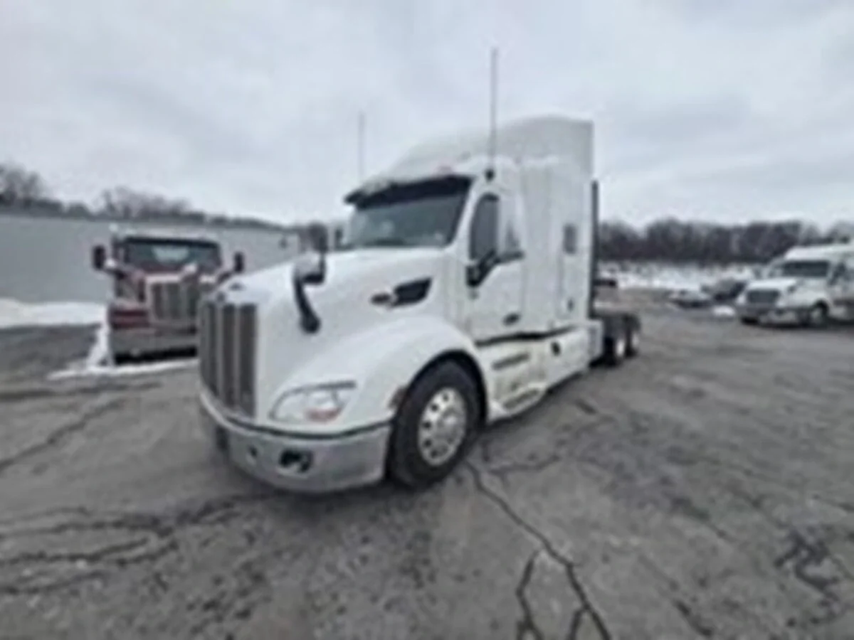 2020 Peterbilt 579