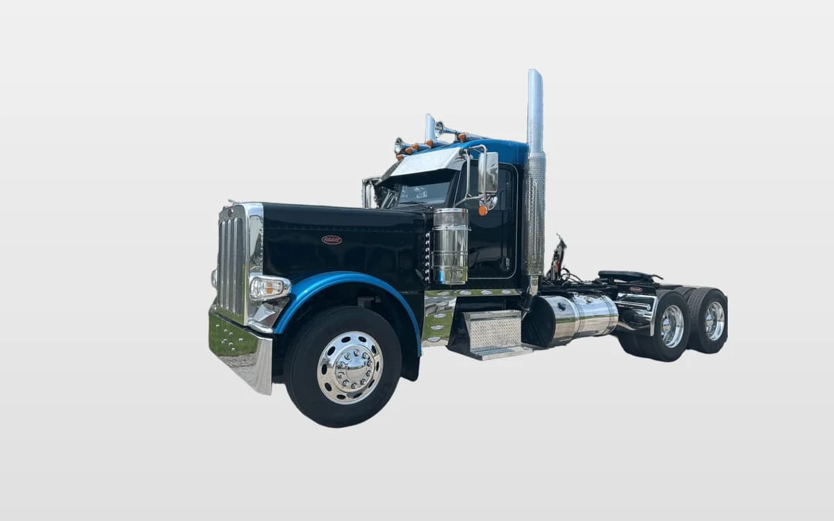2023 Peterbilt 389