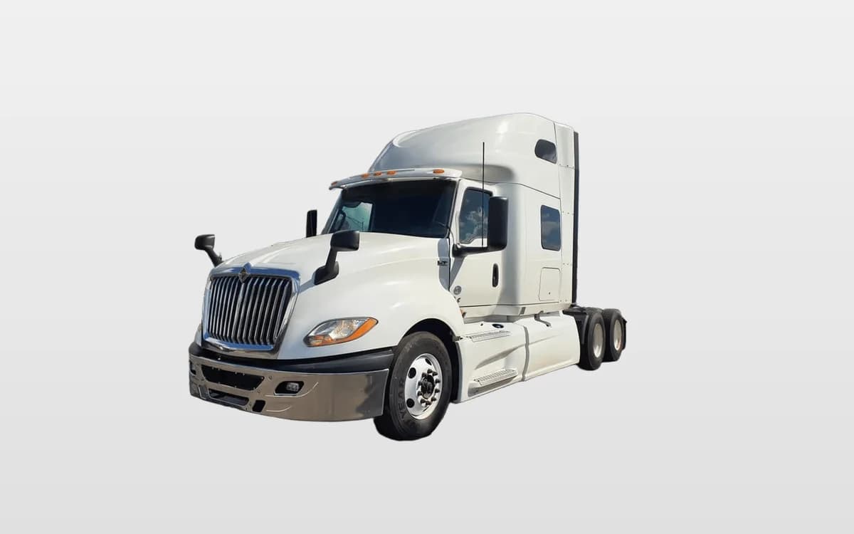 2019 International LT in Bolingbrook, IL