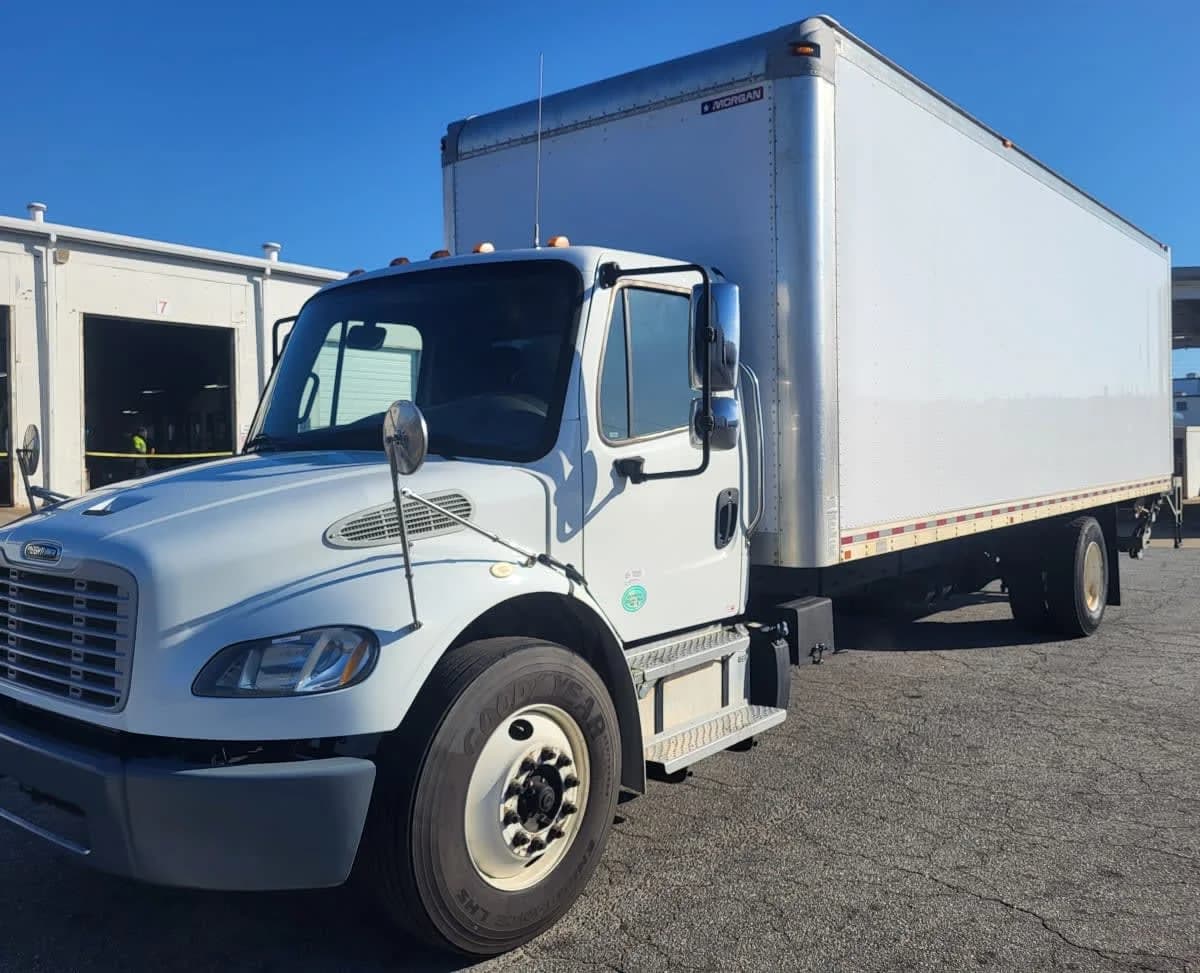 2019 Freightliner M2 106