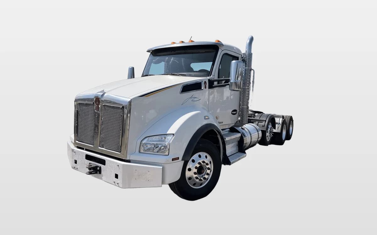 2021 Kenworth T880