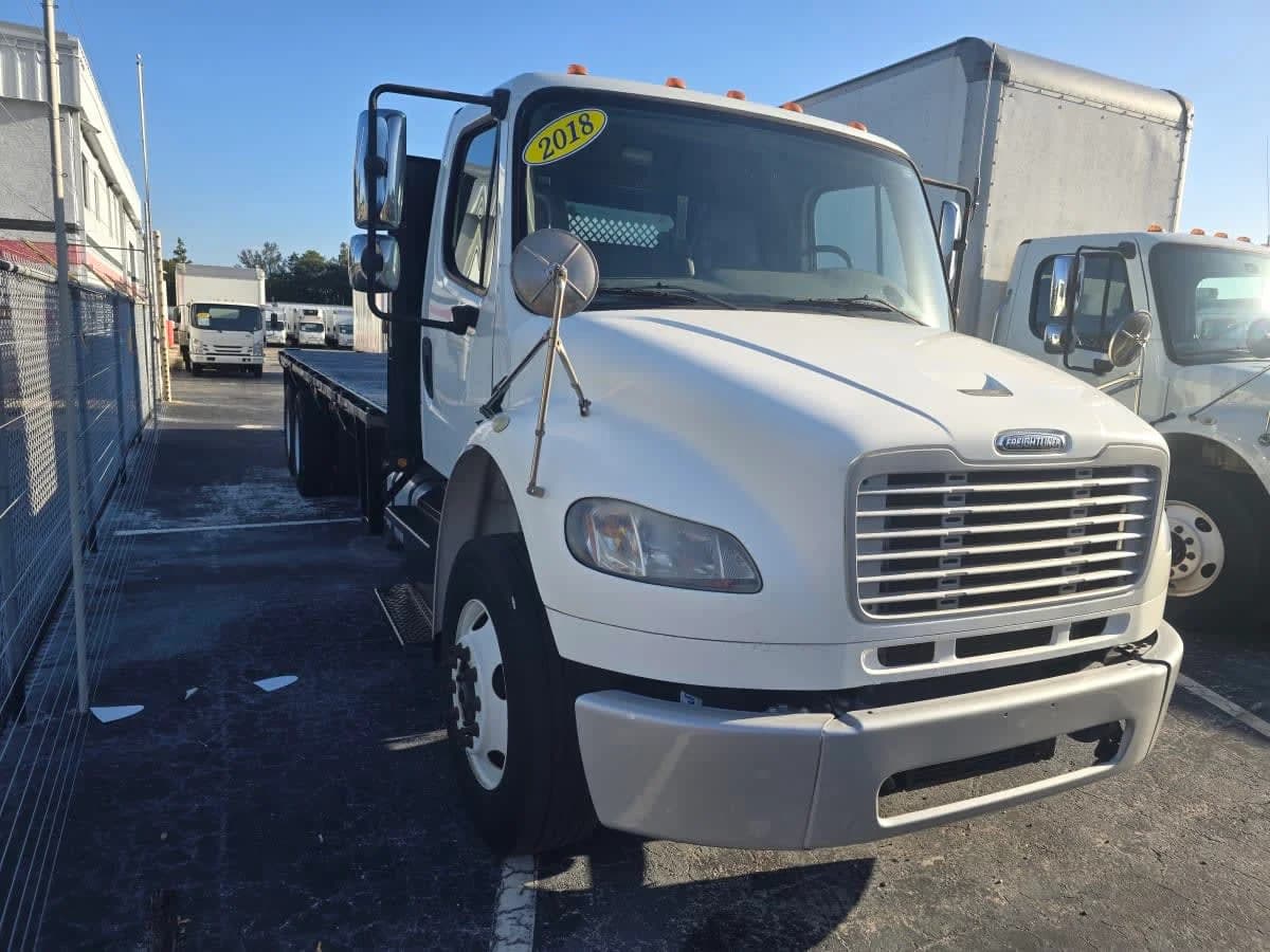 2014 Freightliner M2 106