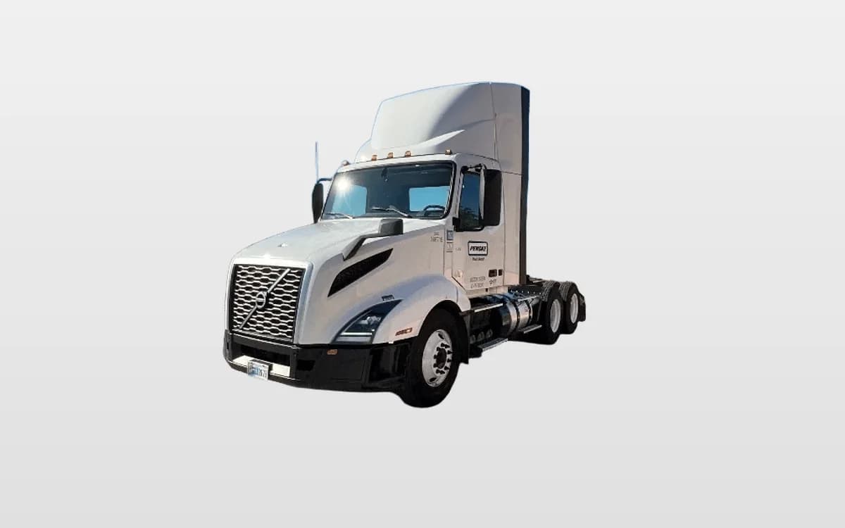 2022 Volvo VNL 300 in Sarasota, FL