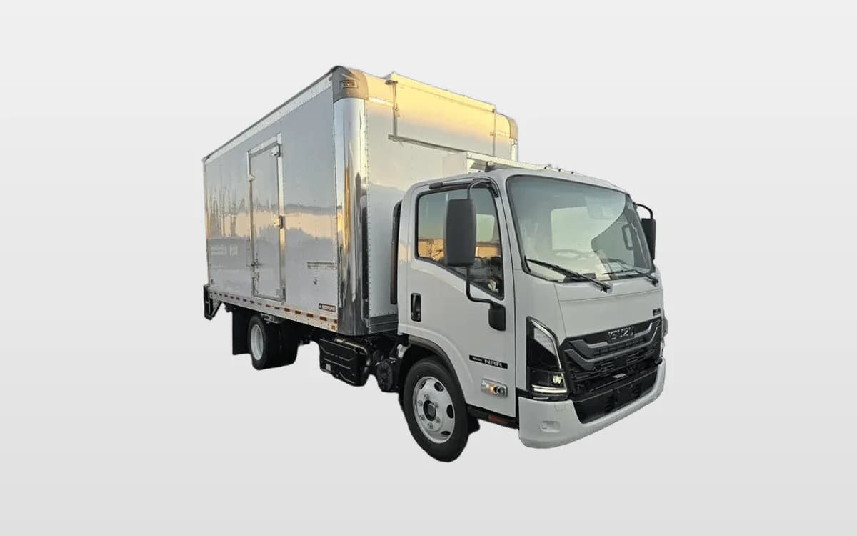 2025 Isuzu NRR