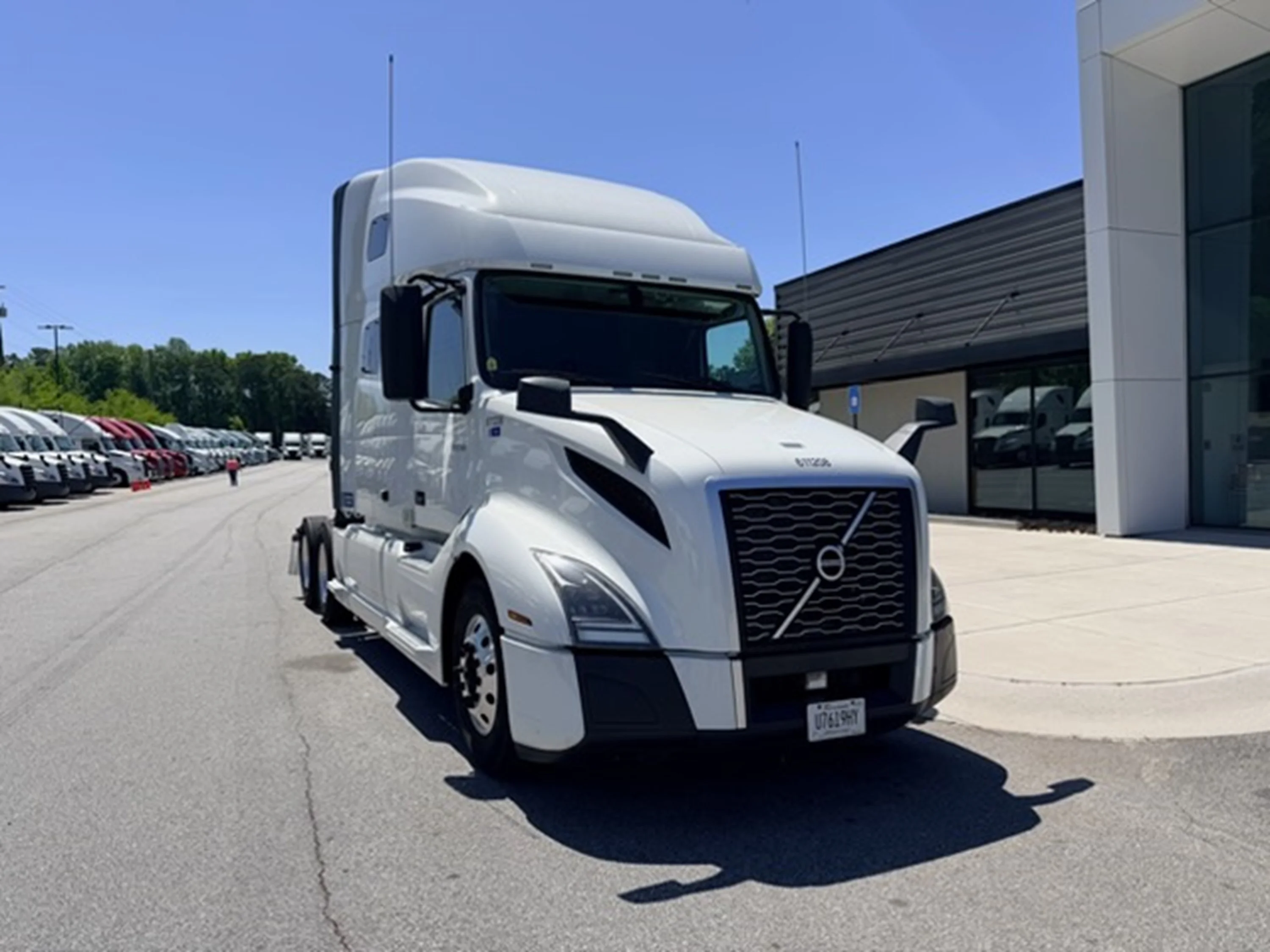 2023 Volvo VNL 760