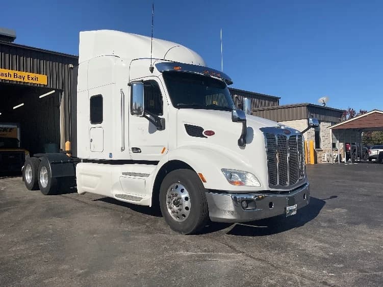 2020 Peterbilt 579