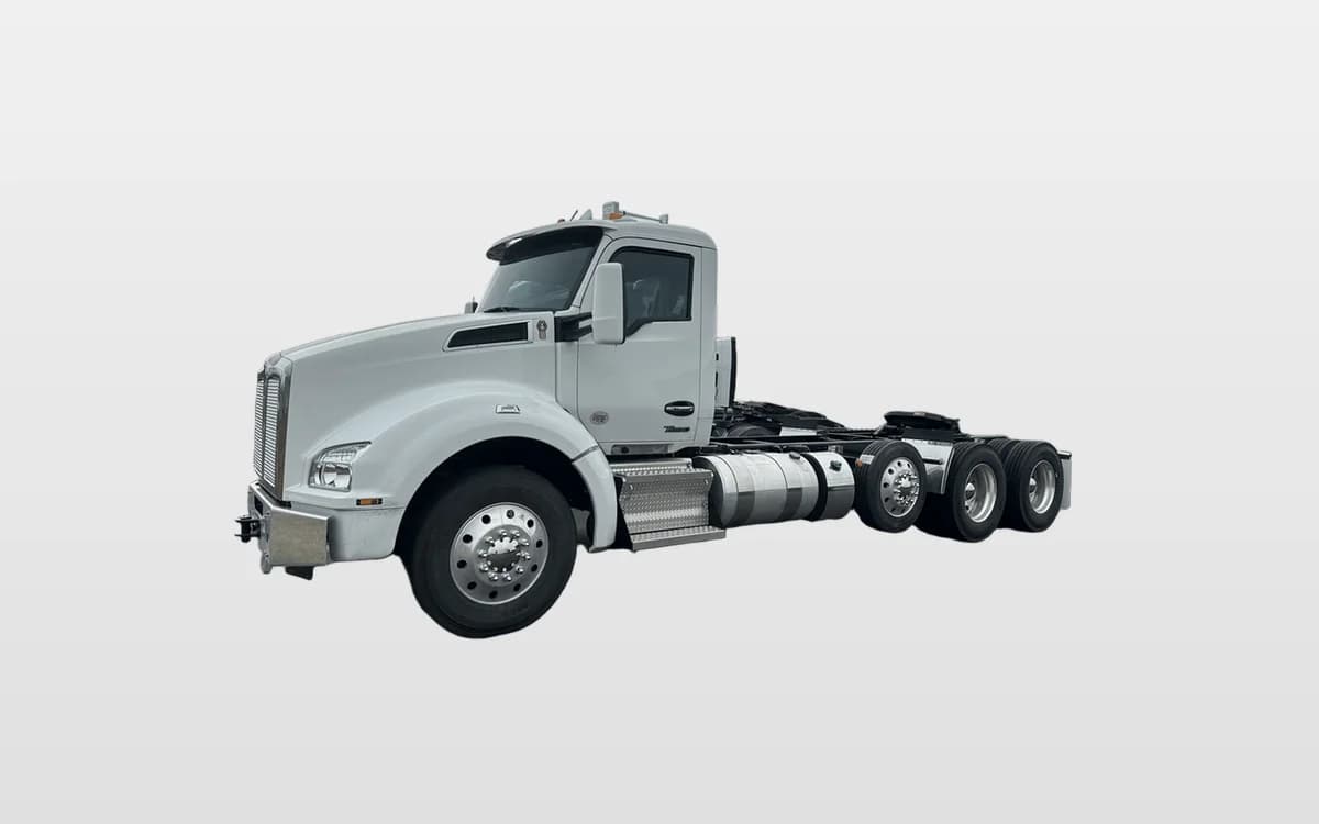 2026 Kenworth T880