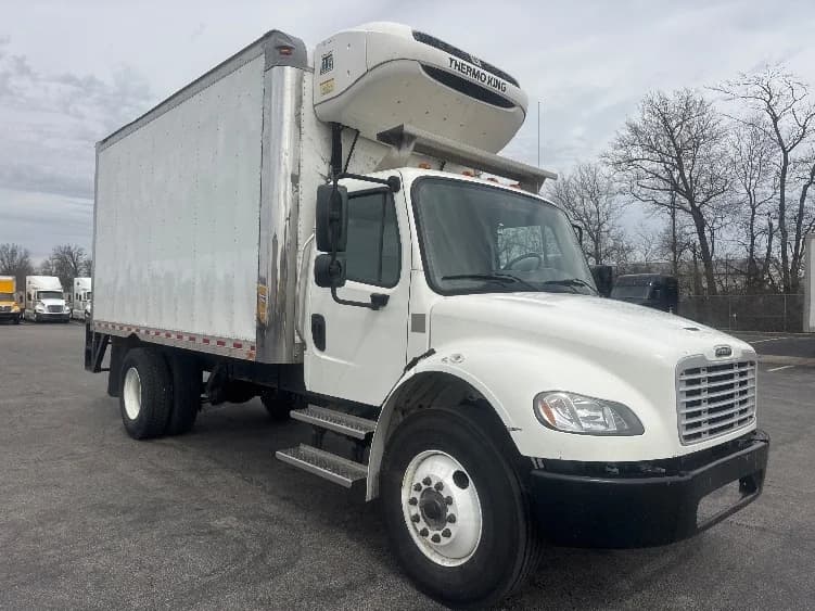 2021 Freightliner M2 106