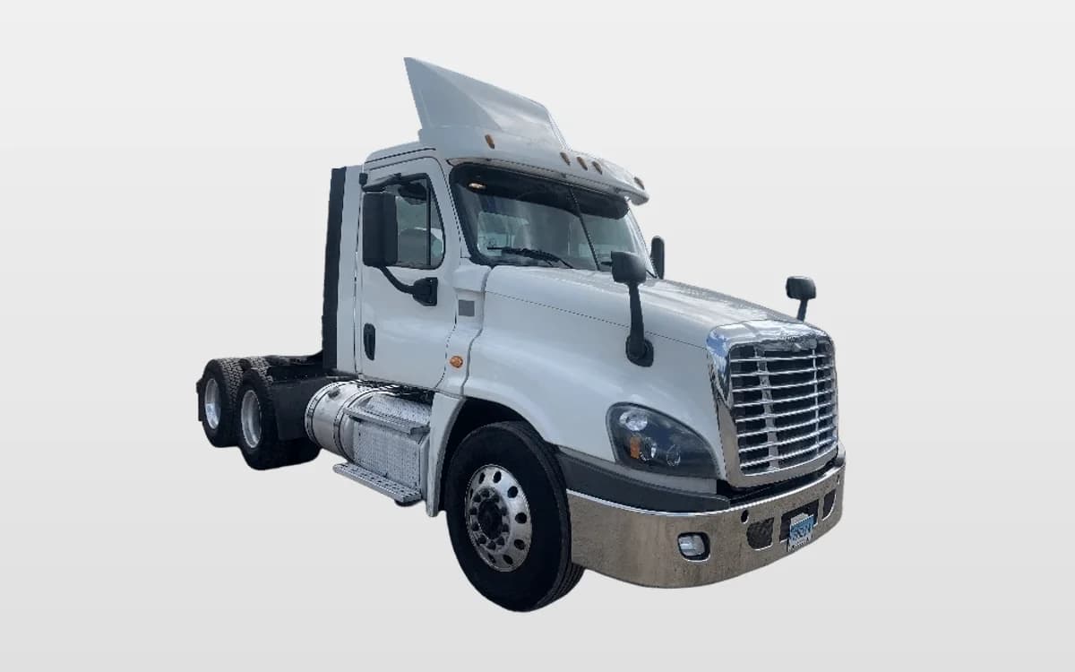 2019 Freightliner Cascadia in Franklin, MA