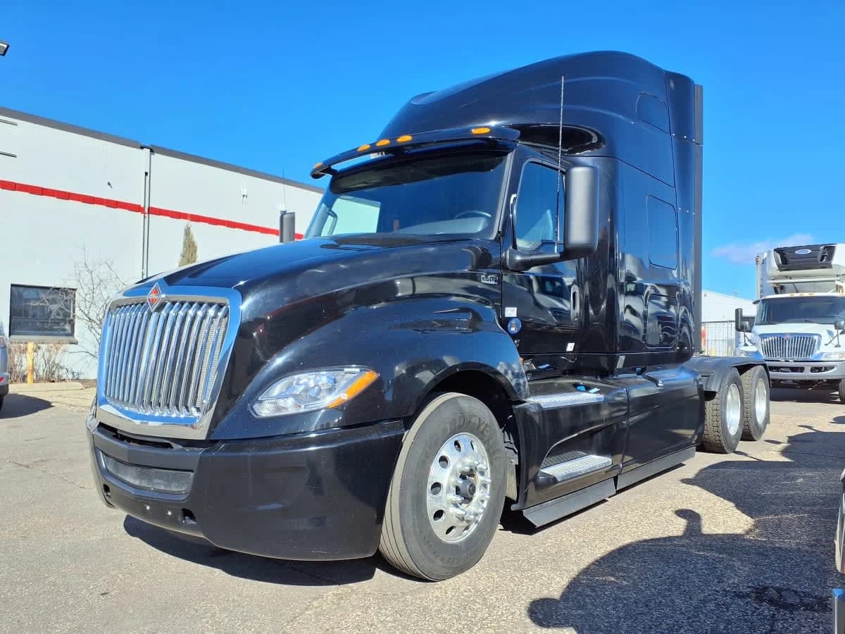 2019 International LT