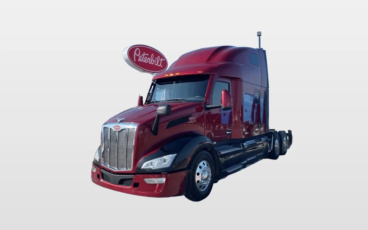 2023 PETERBILT 579