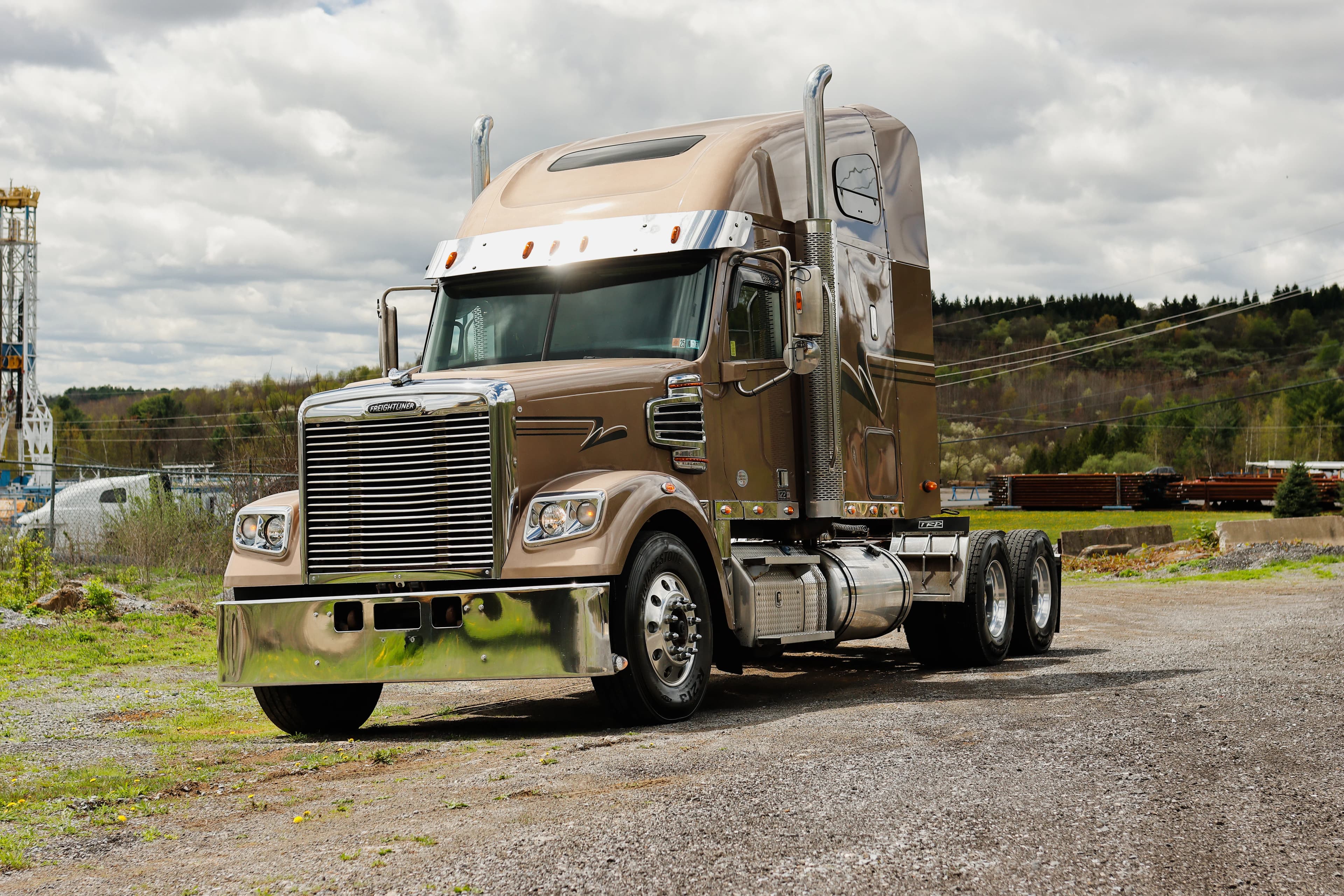 2020 Freightliner 122SD
