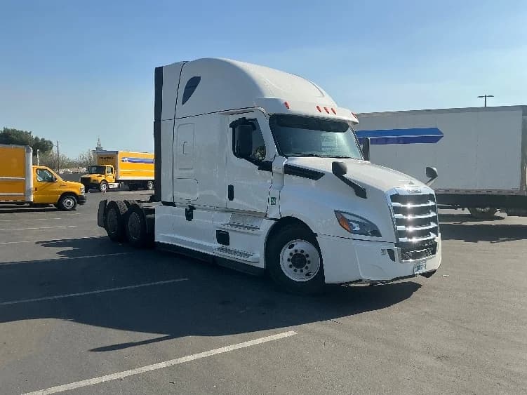 2020 Freightliner Cascadia