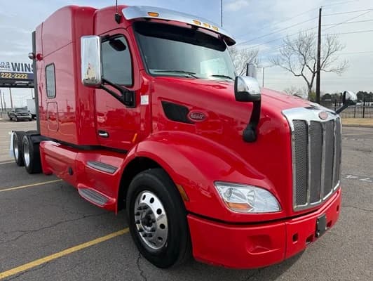 2022 Peterbilt 579