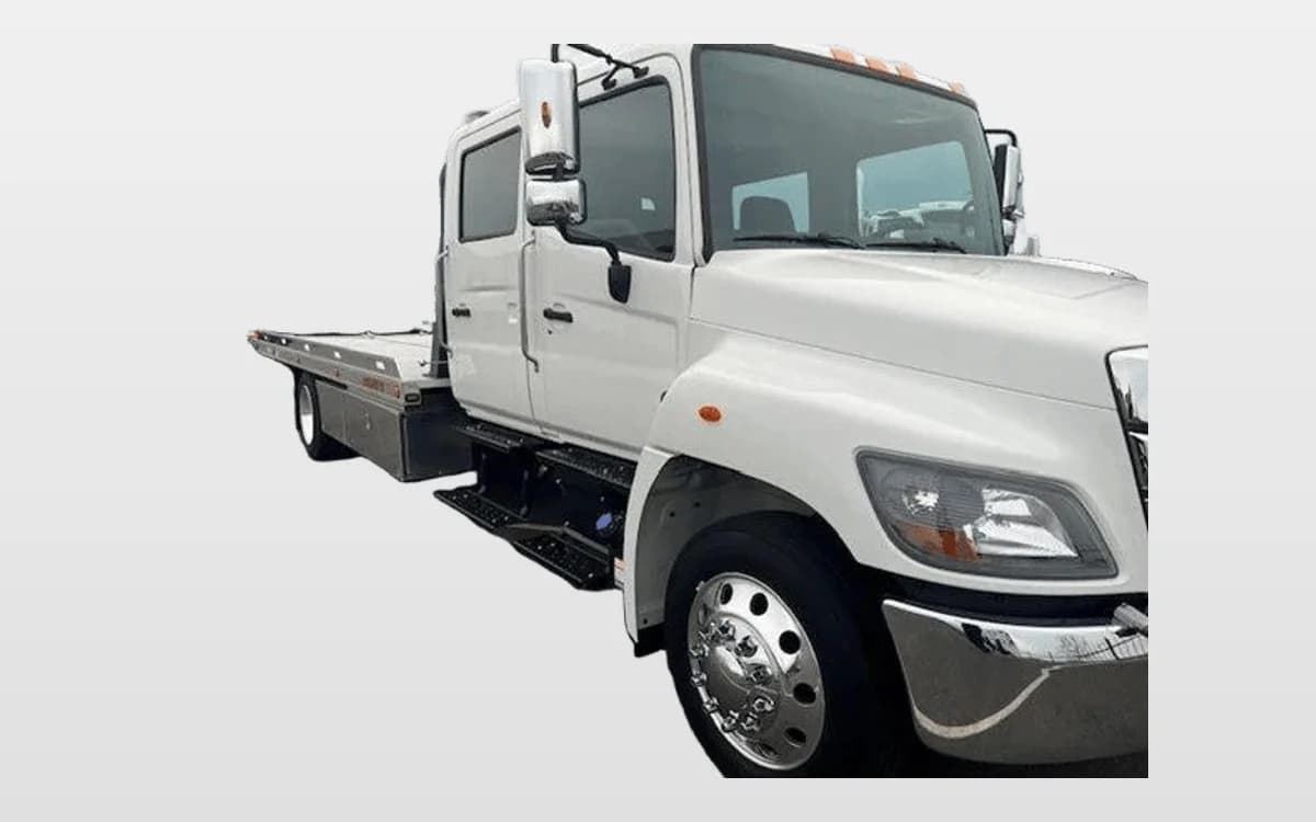 2024 Hino