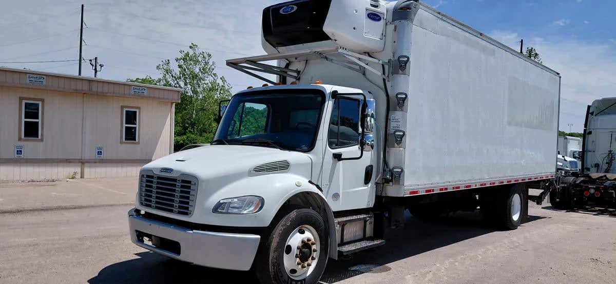 2019 Freightliner M2 106