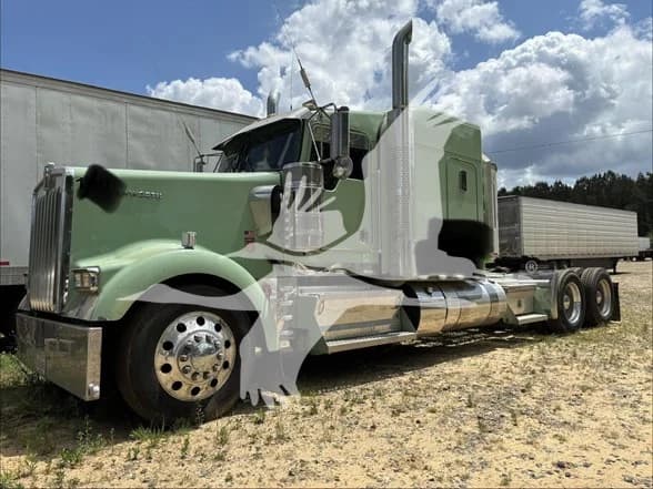 2024 Kenworth W900