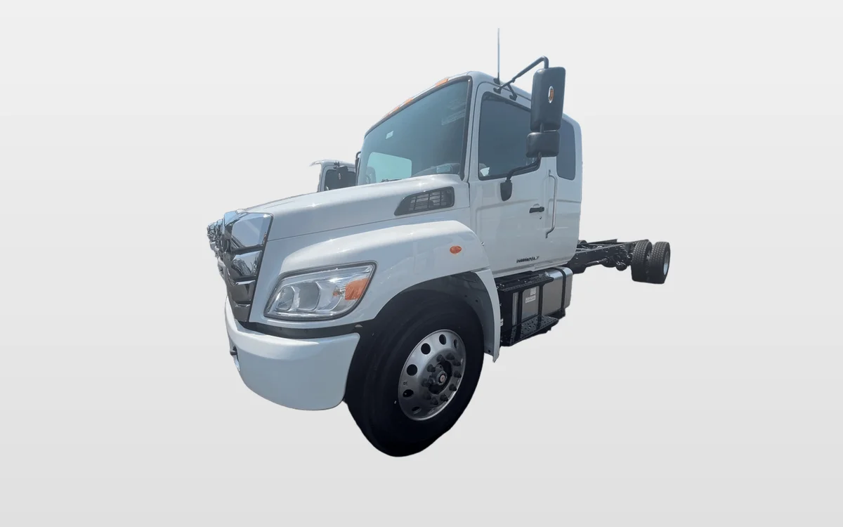 2025 Hino L7