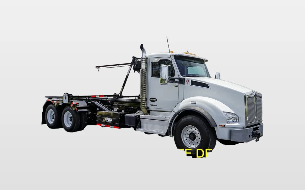 2023 Kenworth T880