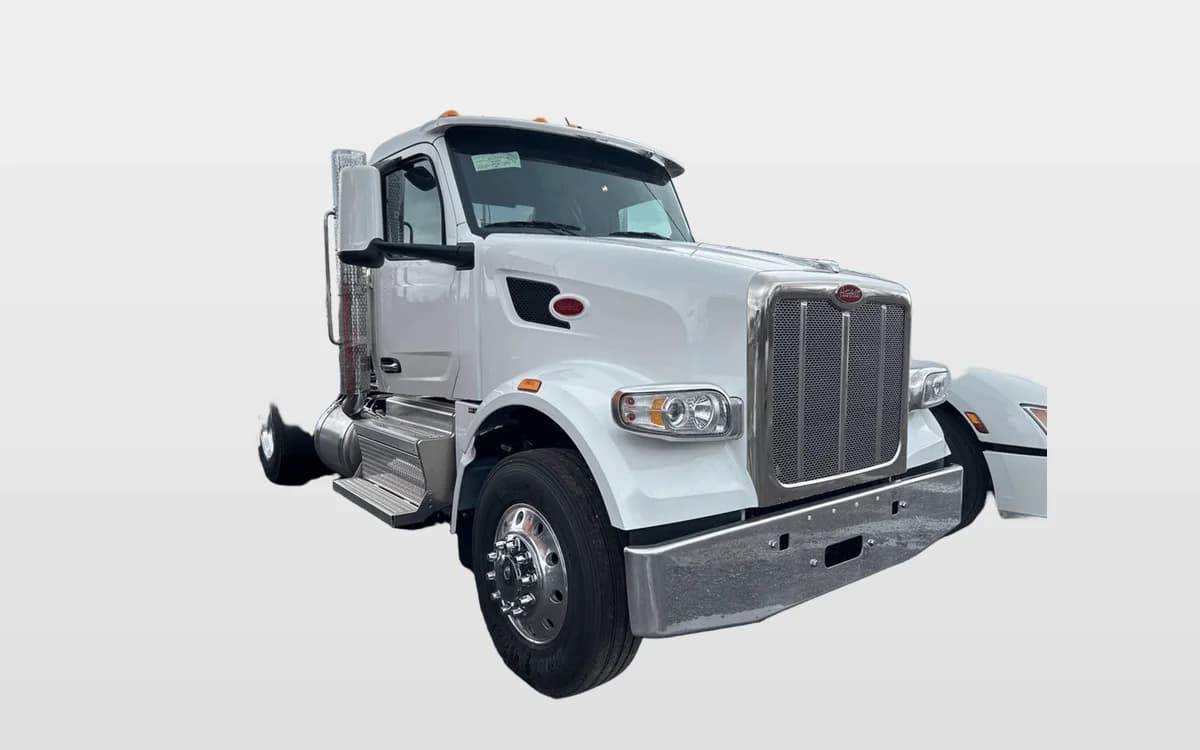 2027 Peterbilt 567