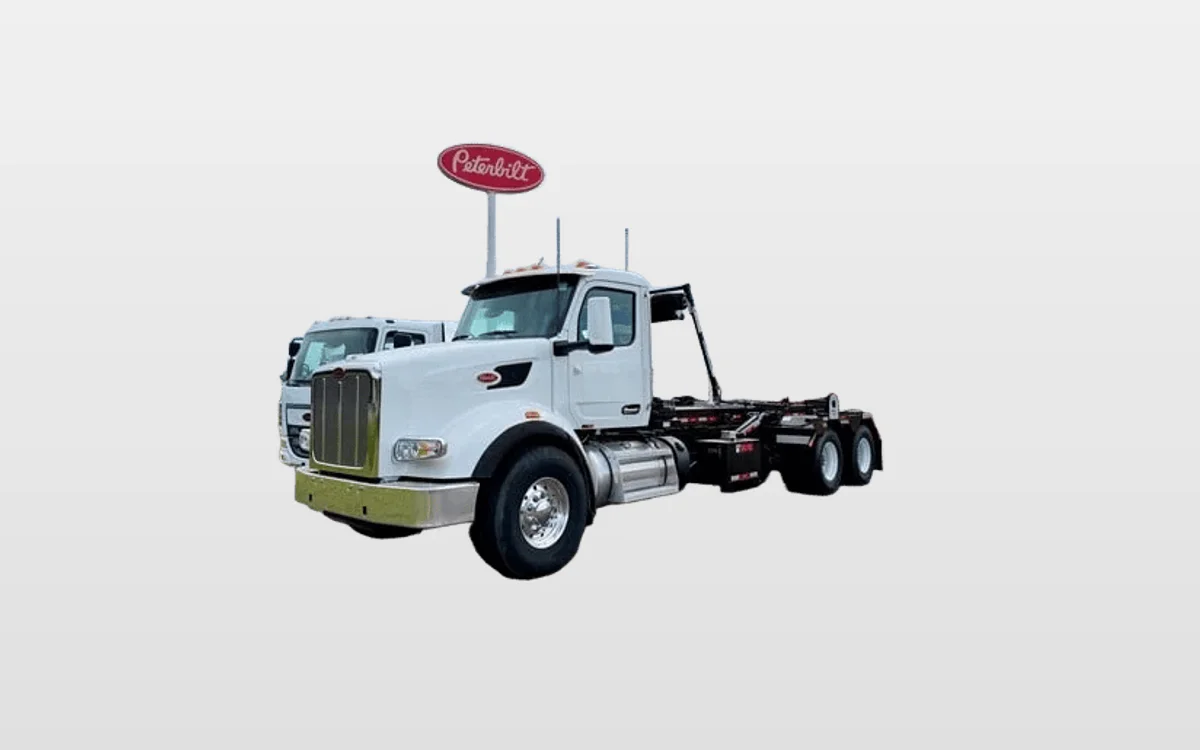 2025 Peterbilt 567