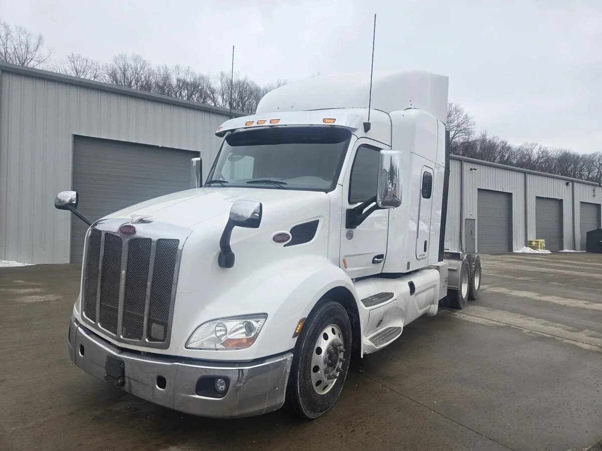 2020 Peterbilt 579