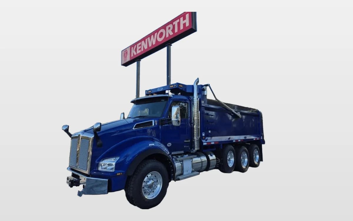 2025 Kenworth T880