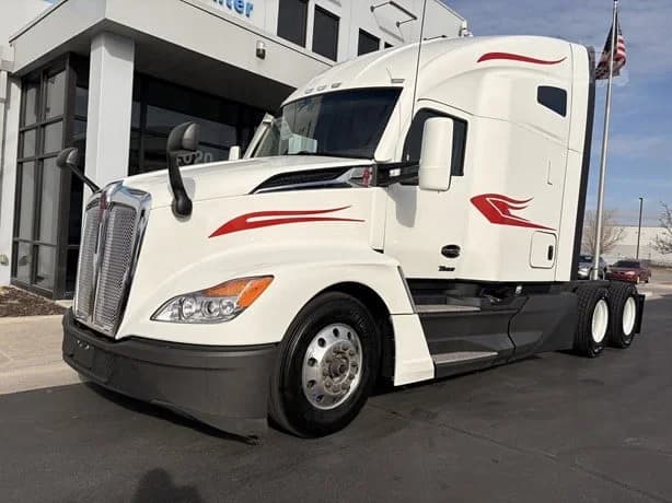 2023 Kenworth T680