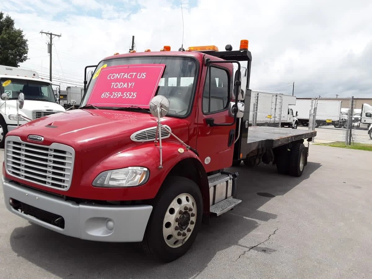 2018 Freightliner M2 106