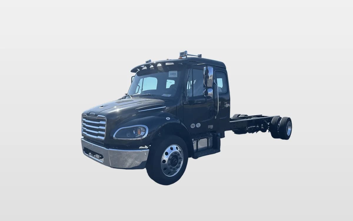 2025 Freightliner M2 106