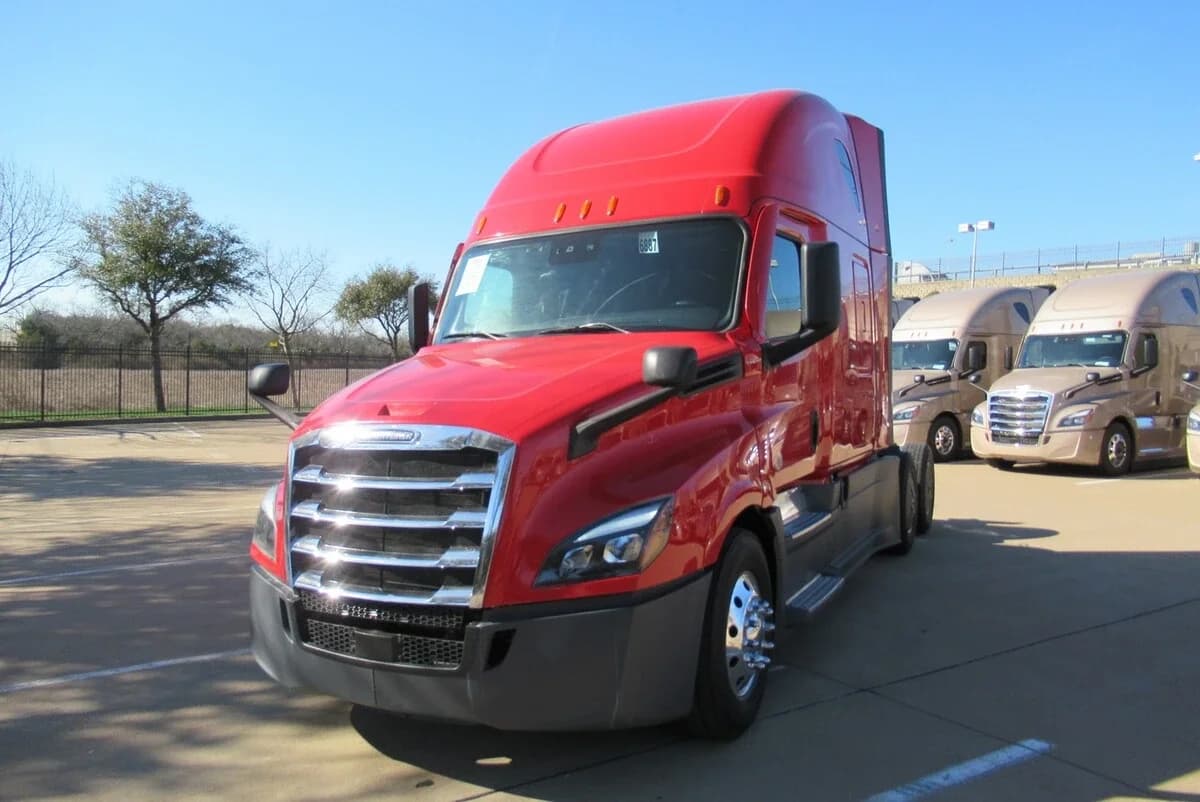 2023 Freightliner Cascadia