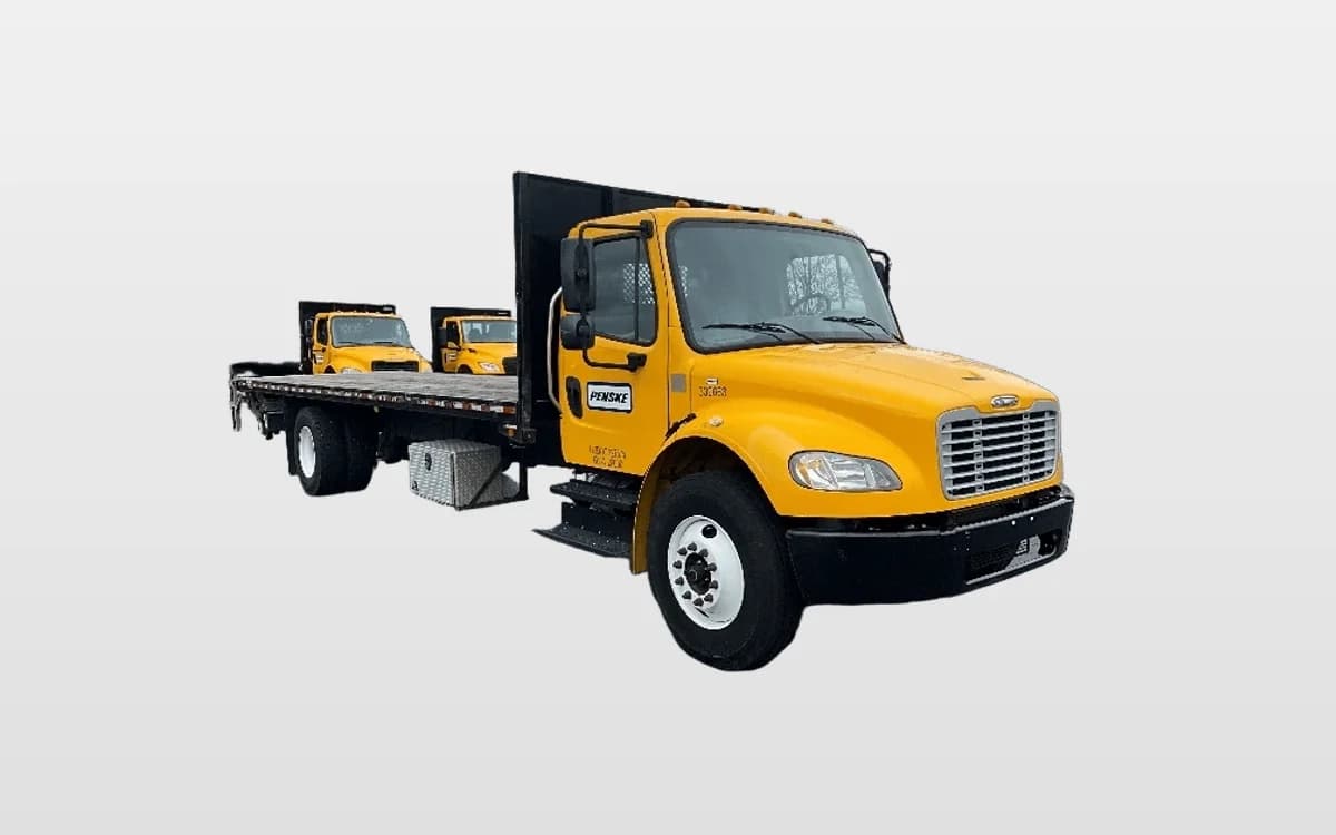 2020 Freightliner M2 106 in Portland, OR