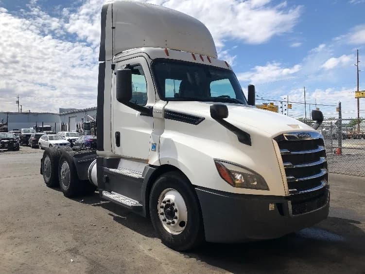 2020 Freightliner Cascadia