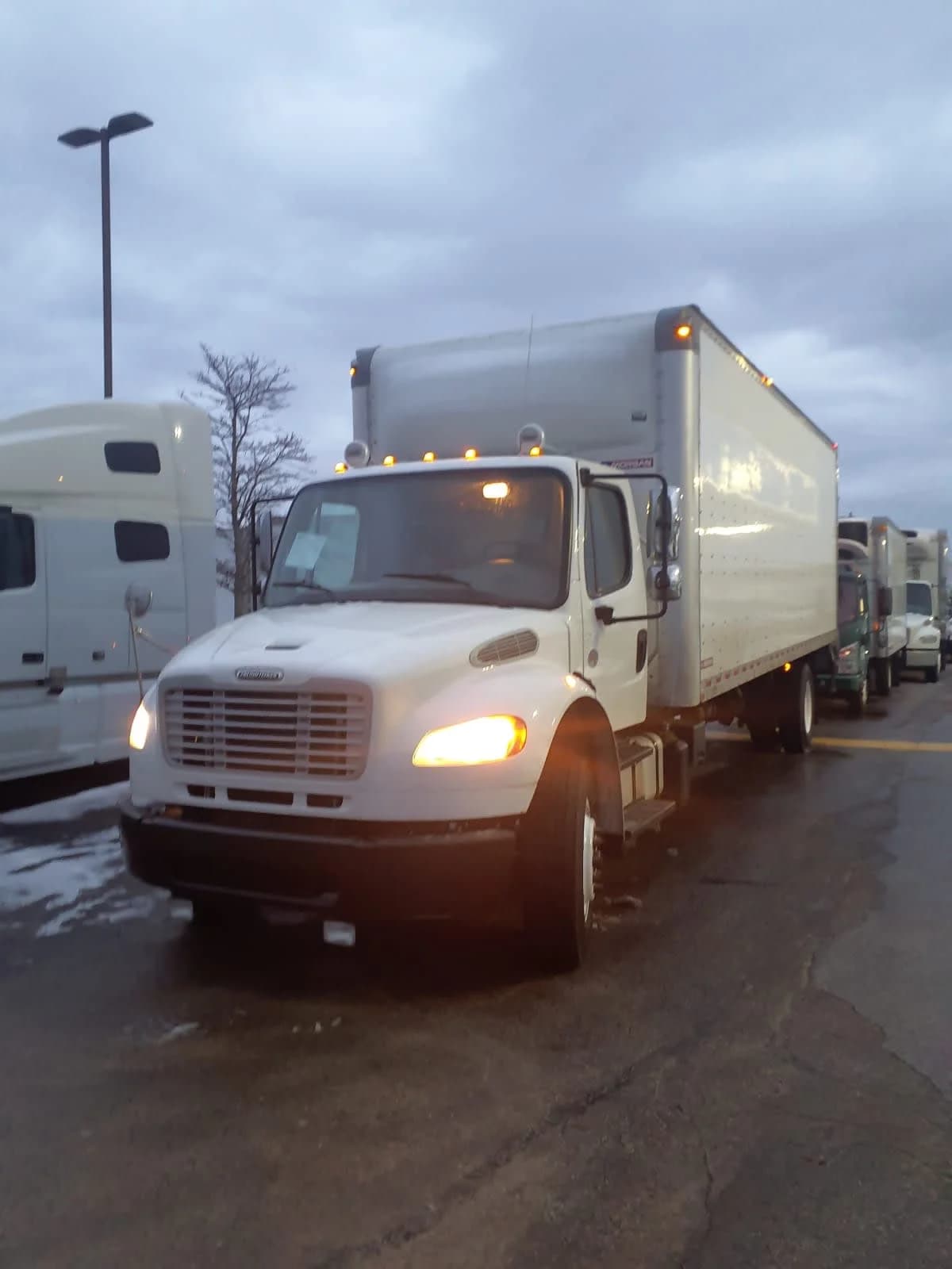 2020 Freightliner M2 106