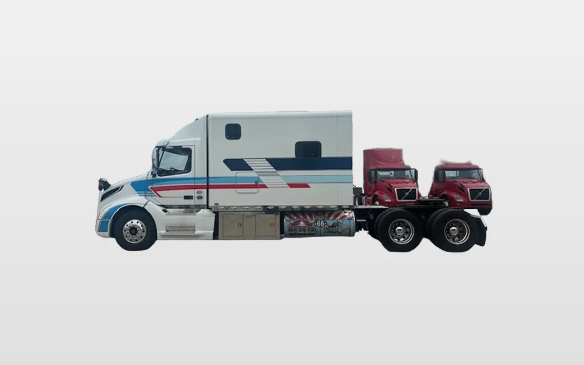 2020 Volvo VNL 300 in Waukee