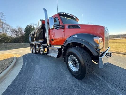 2026 Kenworth T880