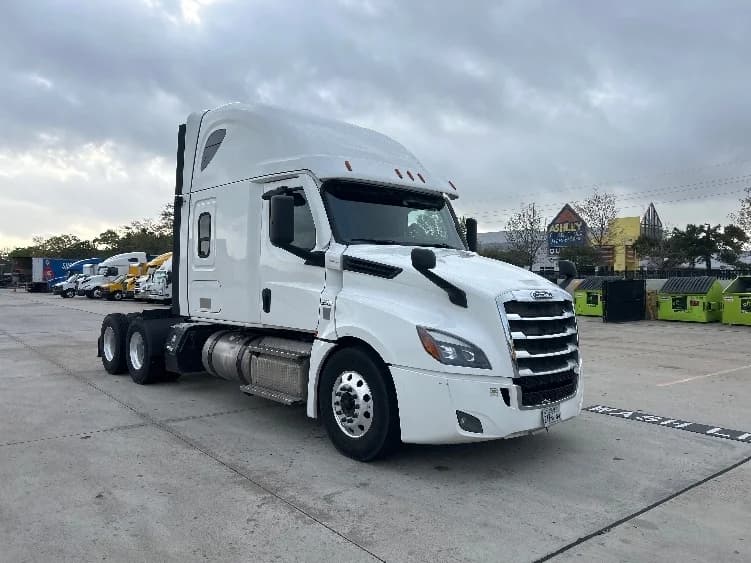 2021 Freightliner Cascadia