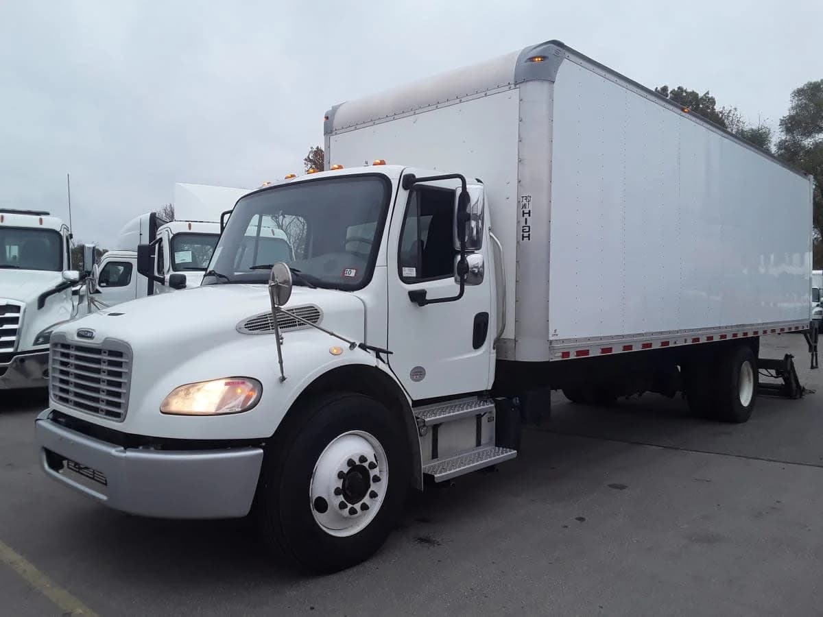 2019 Freightliner M2 106