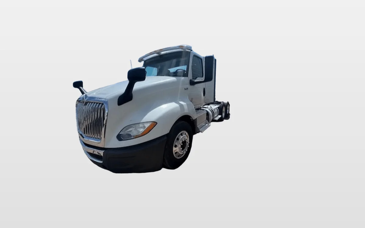 2019 International LT in Dodge City, KS