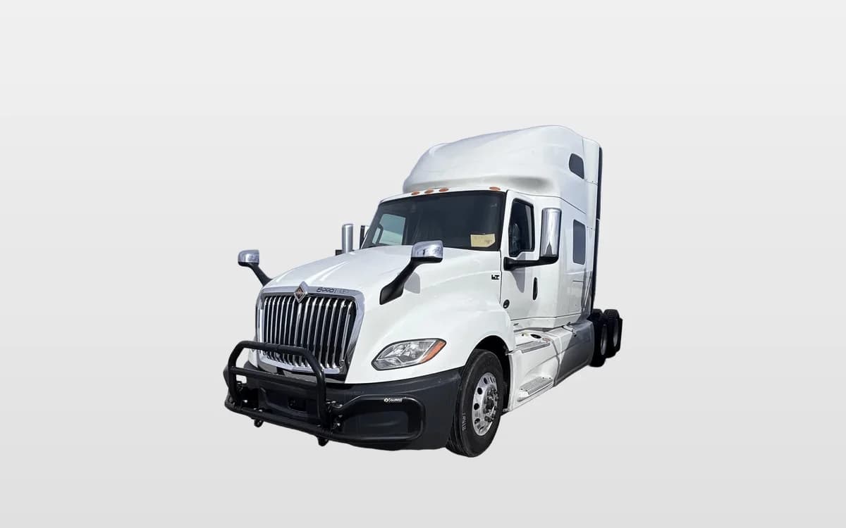 2022 International LT