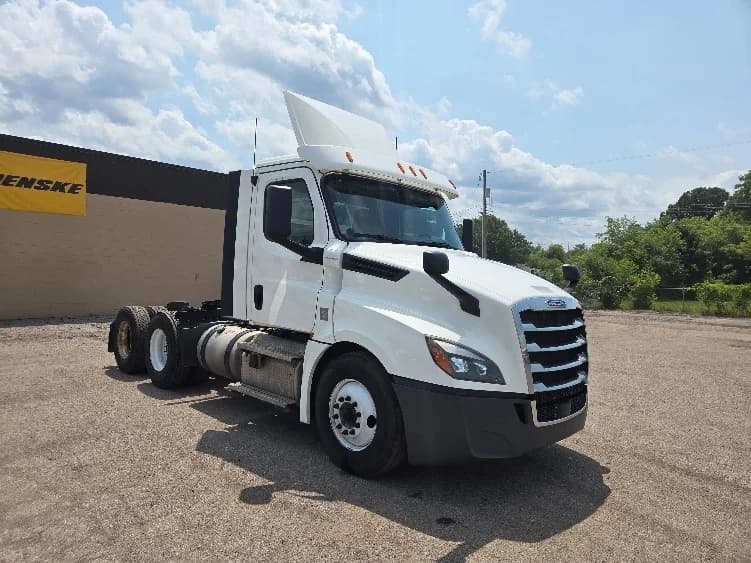 2020 Freightliner Cascadia