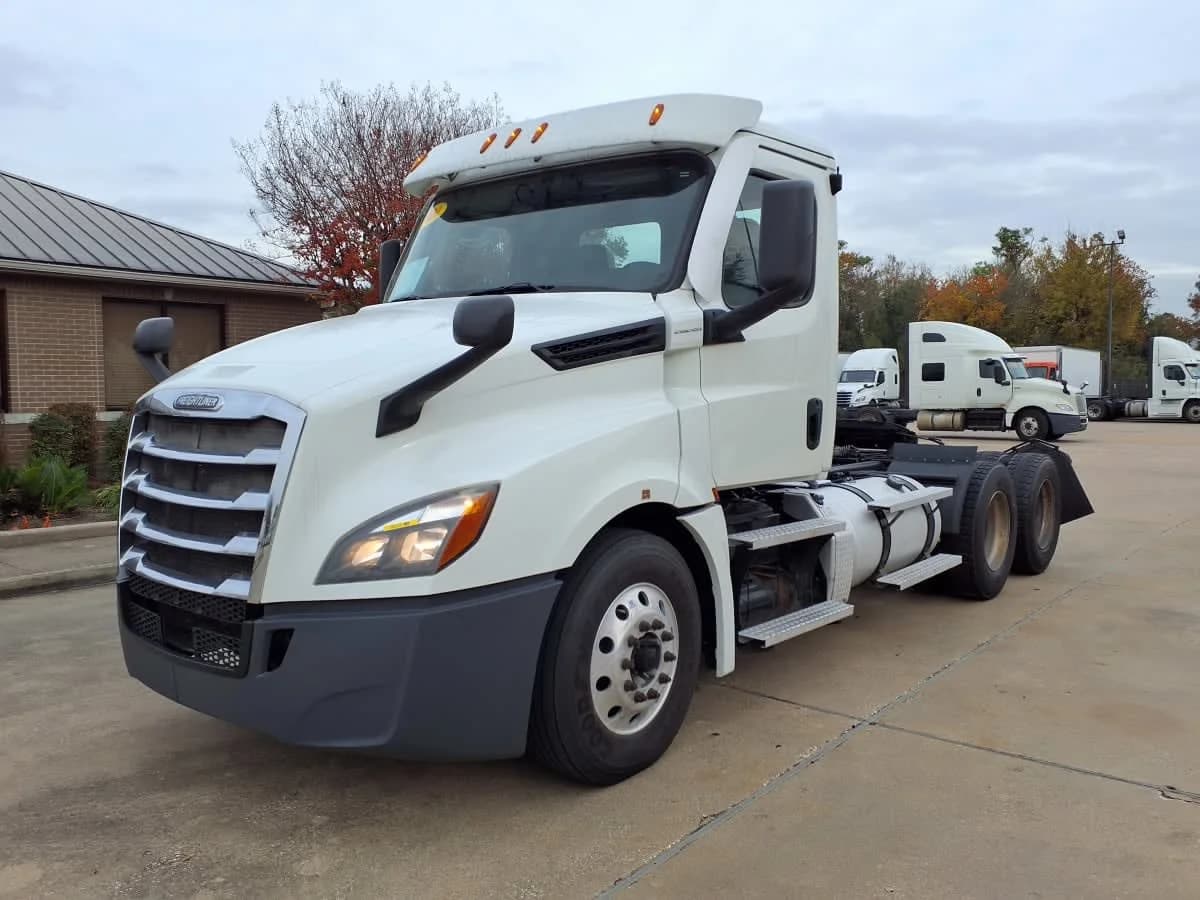 2020 Freightliner Cascadia