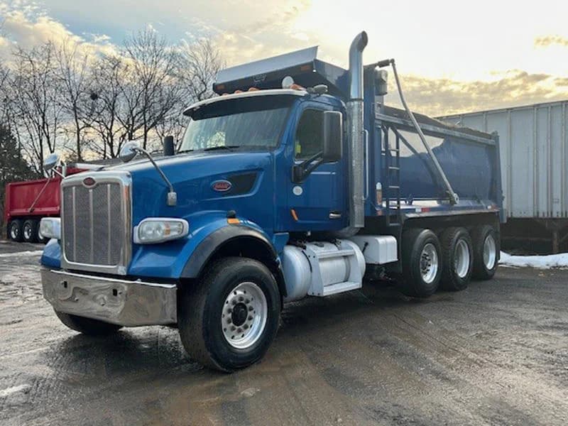 2017 Peterbilt 567